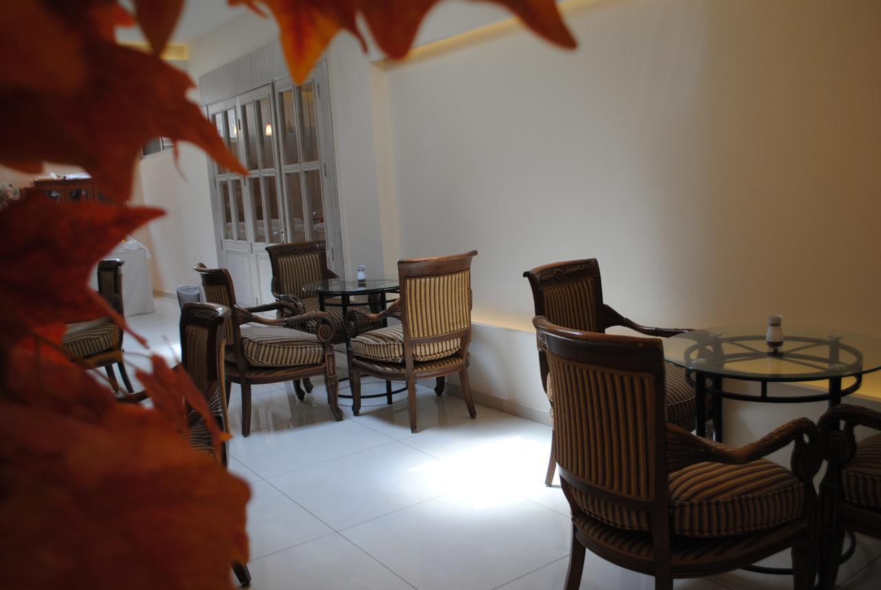 Alballouti Hotel Suites Amman Exterior foto