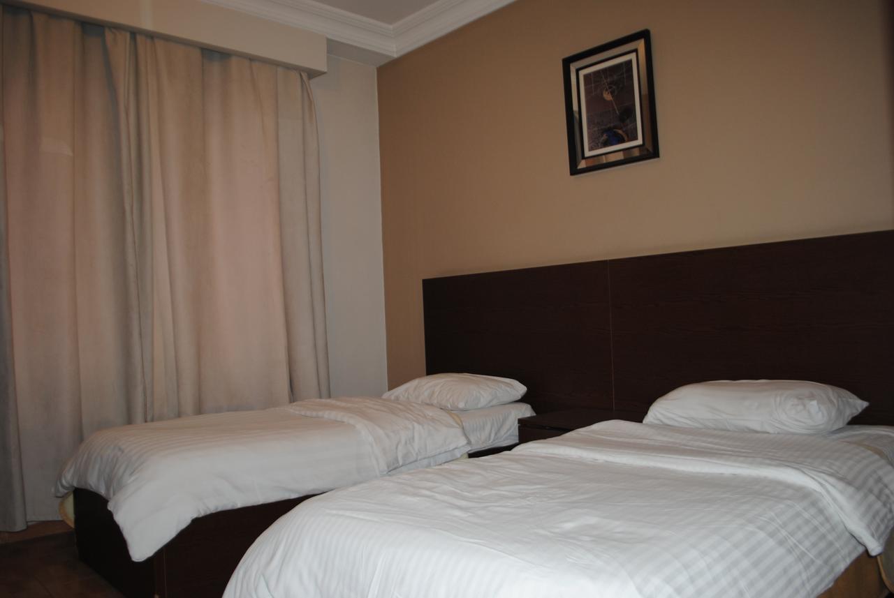 Alballouti Hotel Suites Amman Exterior foto